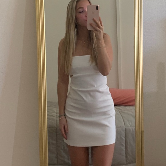 Zara white dress with cut outs - Picture 2 of 3